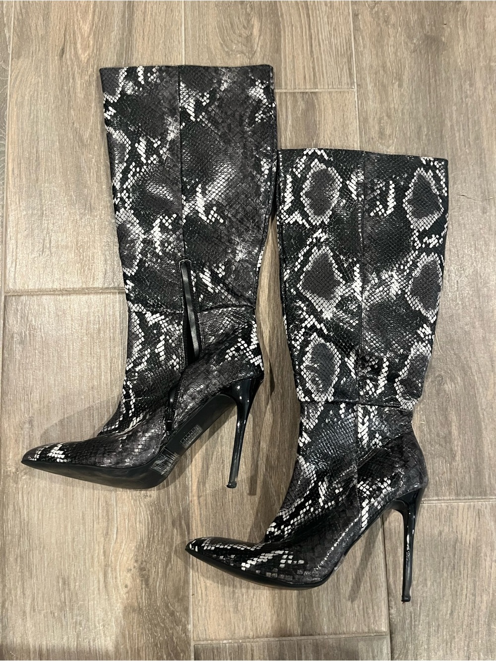 Forever 21 Black & White Snake-Print Over-the-Knee Stiletto Boots